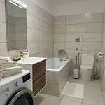 E 37 Downtown Whit Garage Opcional Apartment Budapest