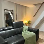 Apartment E 37 Downtown Whit Garage Opcional