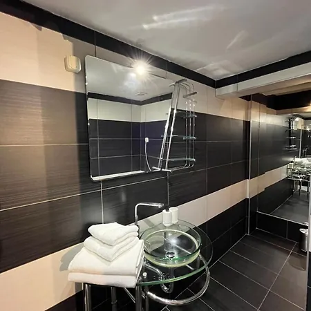 E 37 Downtown Whit Garage Opcional Apartamento