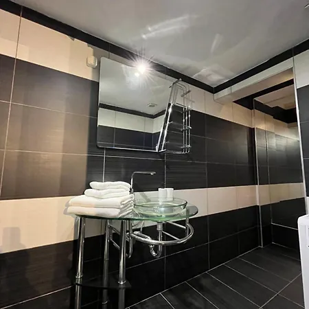 E 37 Downtown Whit Garage Opcional Apartamento