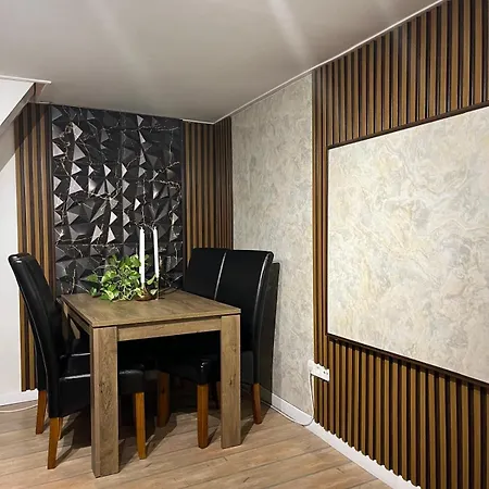 شقة E 37 Downtown Whit Garage Opcional